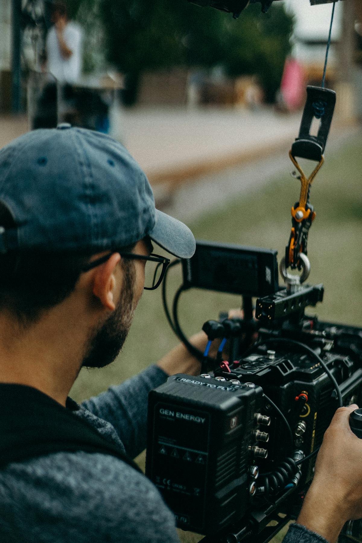 Curso de Equipos y Materiales para Vídeo - FIY 02